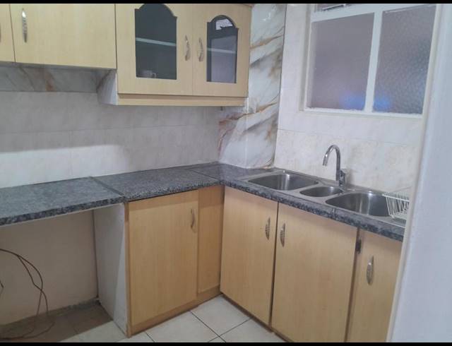 2 BEDROOM PROPERTY TO RENT IN NORTH BEACH